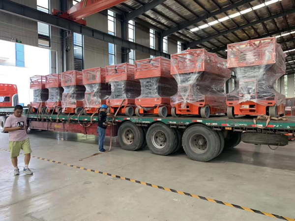 全自行液壓升降平臺 全自行液壓升降平臺