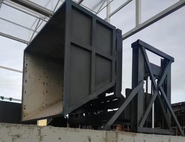 �϶����DҺ�������C